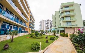 Семеен хотел Галери